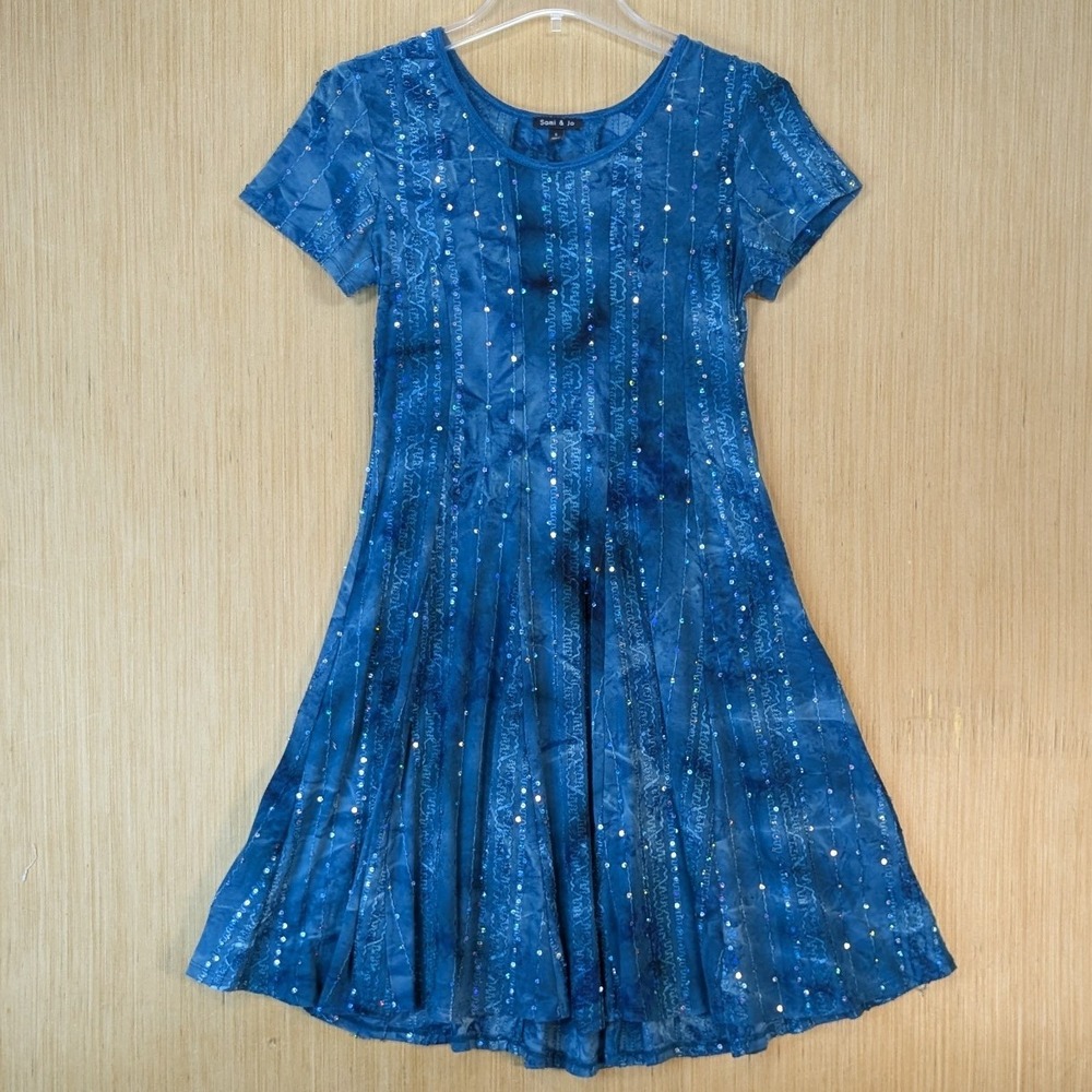 Sami & Jo Blue Tie Dye Sequin Embroidered Fit Flare Dress Small Short Sleeve
